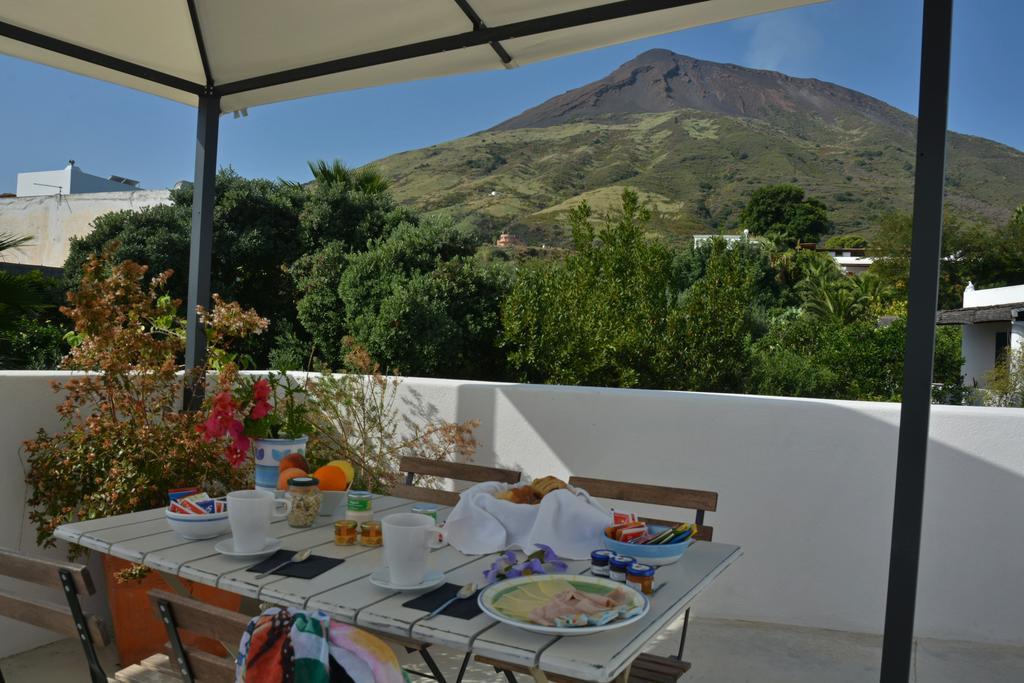 Aparthotel Il Gabbiano Relais in Stromboli Chambre photo