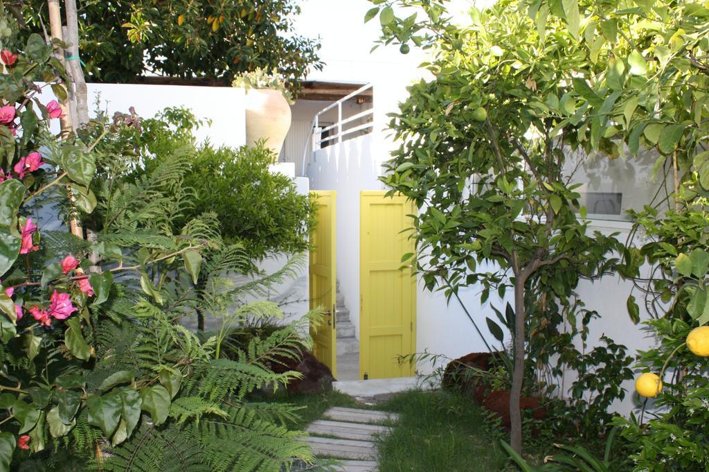 Aparthotel Il Gabbiano Relais in Stromboli Chambre photo
